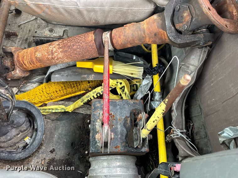 image for item DJ9655 2003 International 5600 vacuum truck