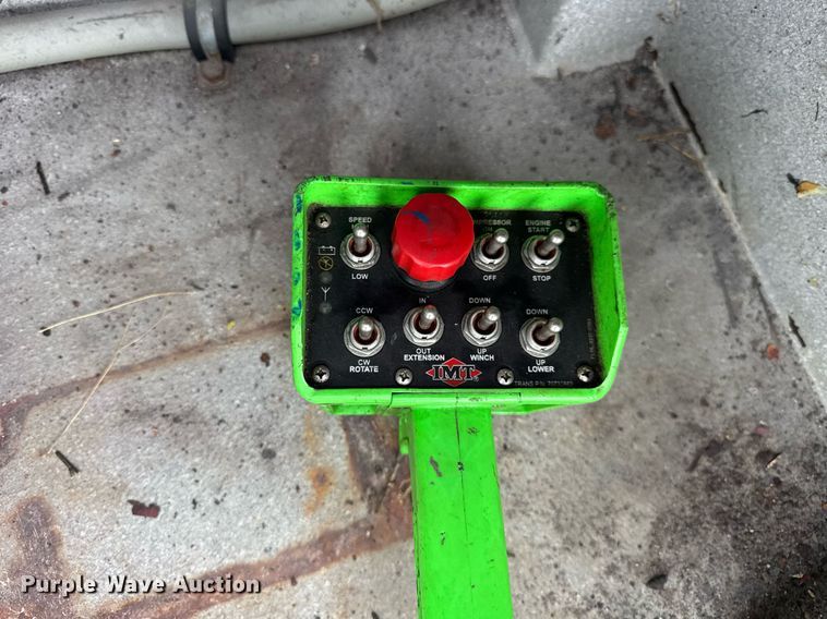 image for item DJ9681 2011 Ford F550 utility / service truck