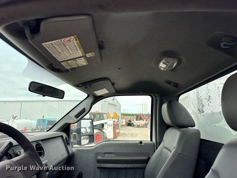 image for item DJ9681 2011 Ford F550 utility / service truck