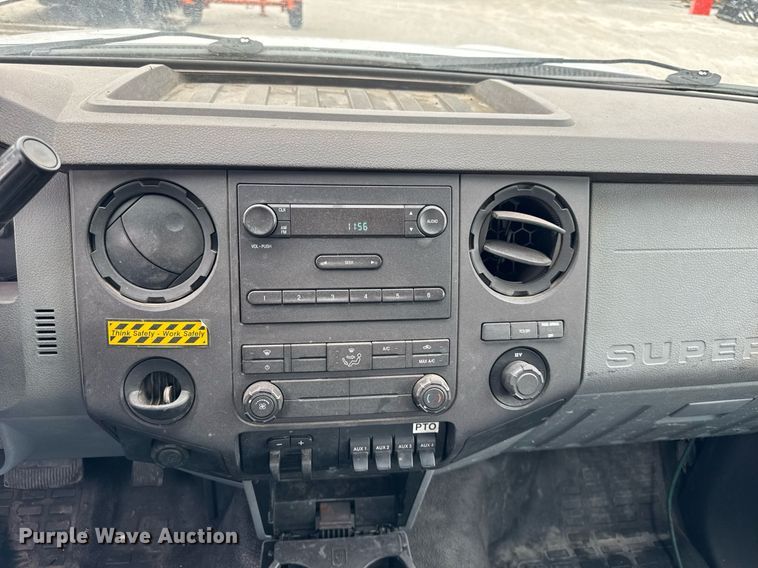 image for item DJ9681 2011 Ford F550 utility / service truck