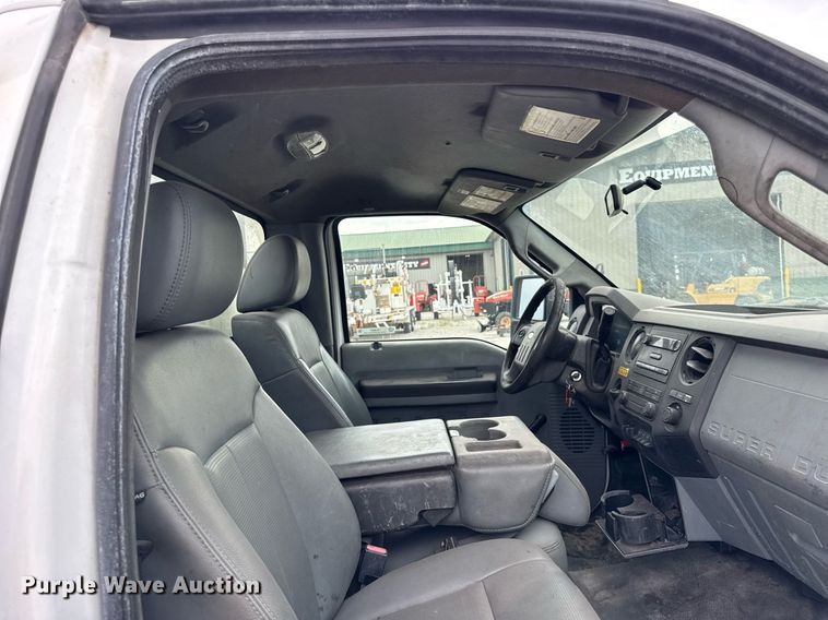 image for item DJ9681 2011 Ford F550 utility / service truck