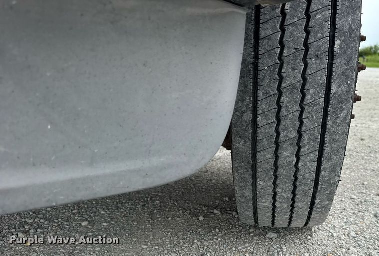 image for item DJ9681 2011 Ford F550 utility / service truck