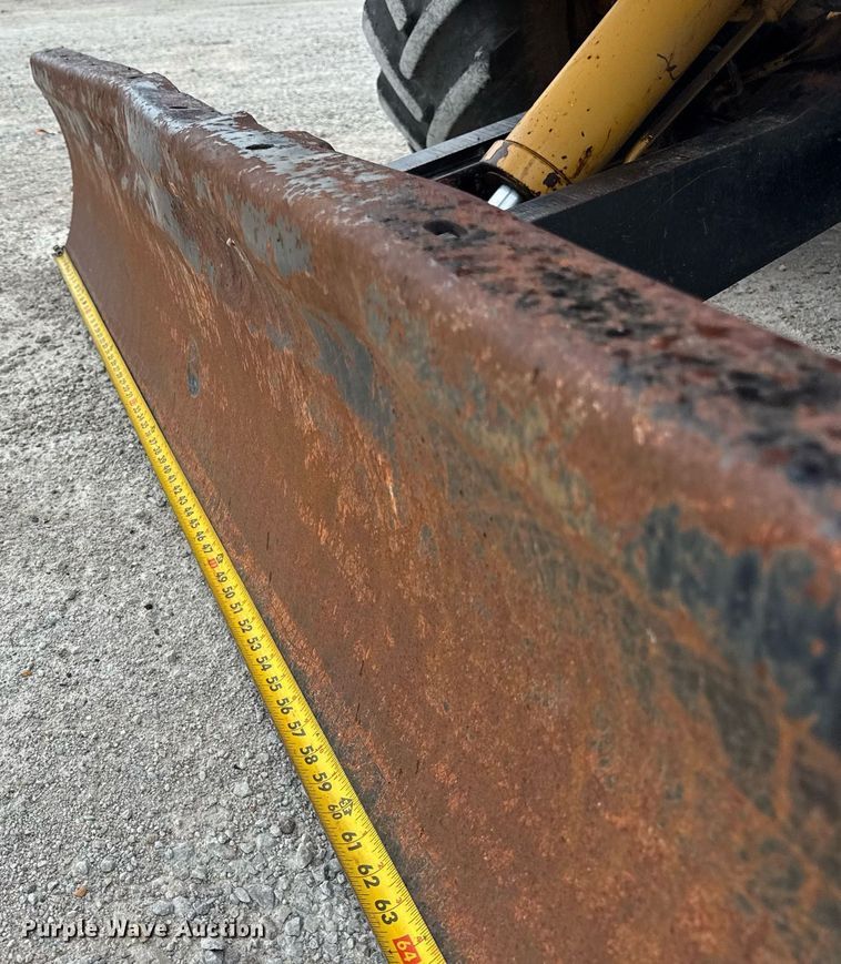 image for item DJ9682 1997 Vermeer V8550 trencher