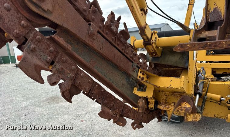image for item DJ9682 1997 Vermeer V8550 trencher
