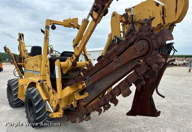 image for item DJ9682 1997 Vermeer V8550 trencher