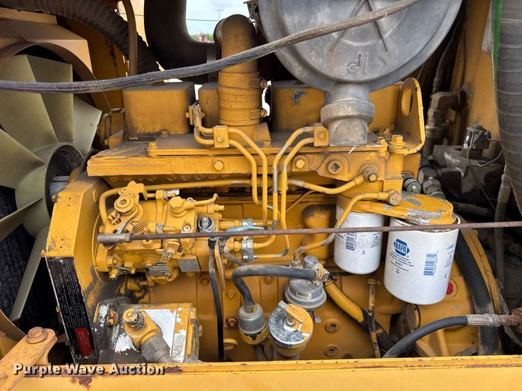 image for item DJ9682 1997 Vermeer V8550 trencher