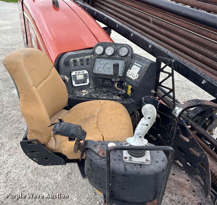 image for item DJ9683 2005 Ditch Witch JT1220 Mach 1 directional boring unit
