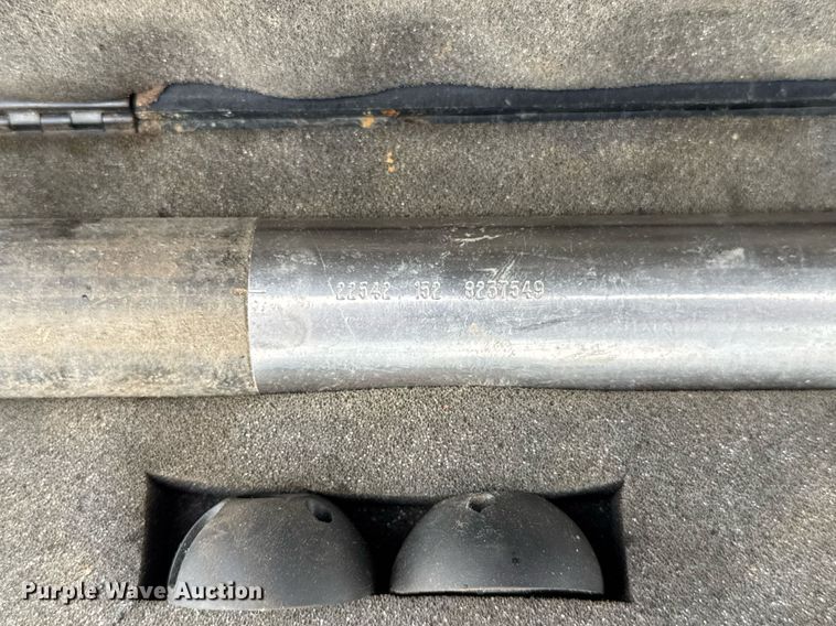 image for item DJ9683 2005 Ditch Witch JT1220 Mach 1 directional boring unit