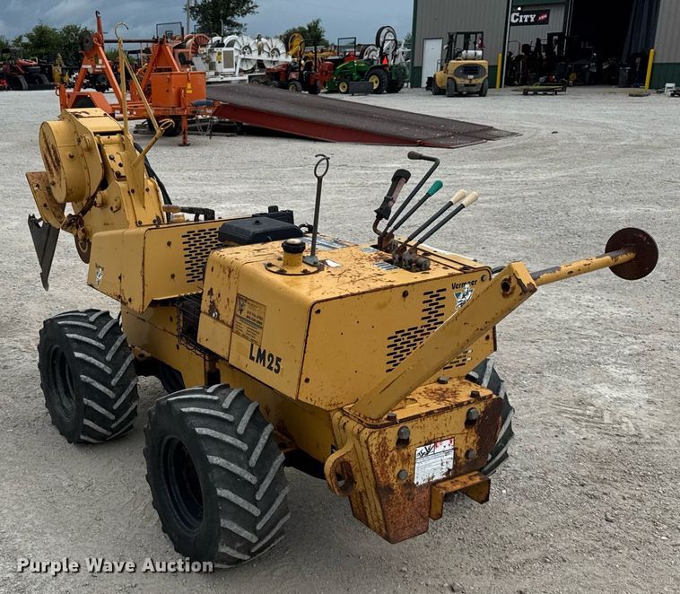 image for item DJ9684 2000 Vermeer LM25 cable plow