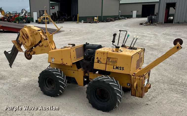 image for item DJ9684 2000 Vermeer LM25 cable plow