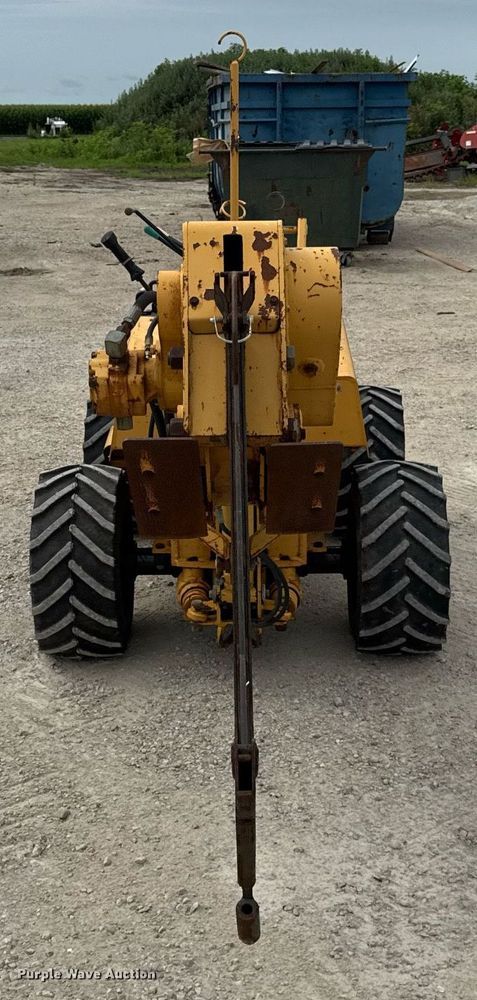 image for item DJ9684 2000 Vermeer LM25 cable plow