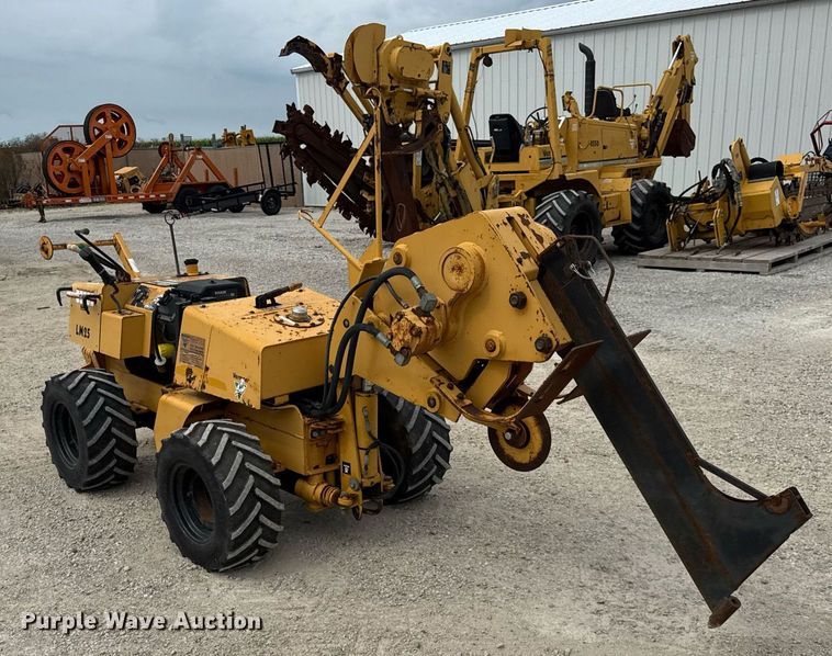 image for item DJ9684 2000 Vermeer LM25 cable plow