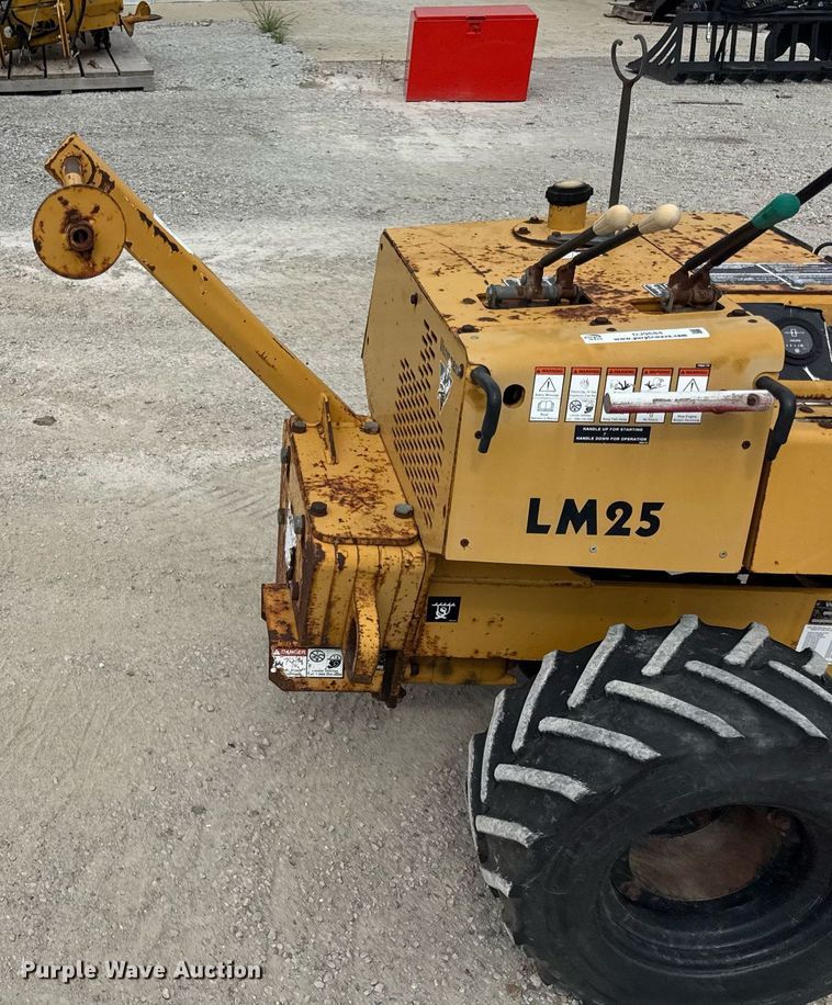 image for item DJ9684 2000 Vermeer LM25 cable plow