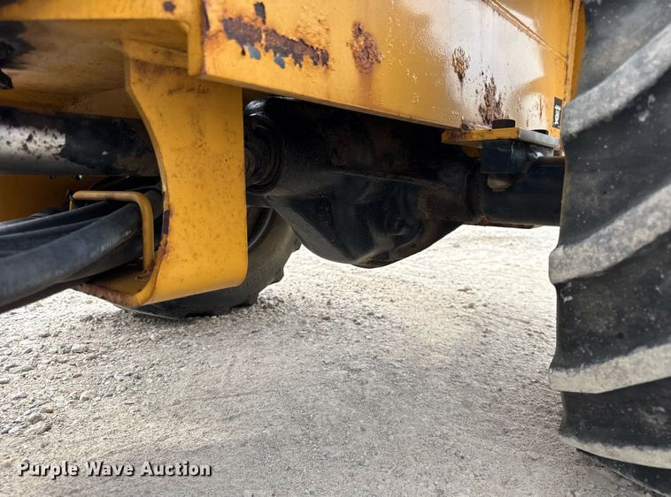 image for item DJ9684 2000 Vermeer LM25 cable plow