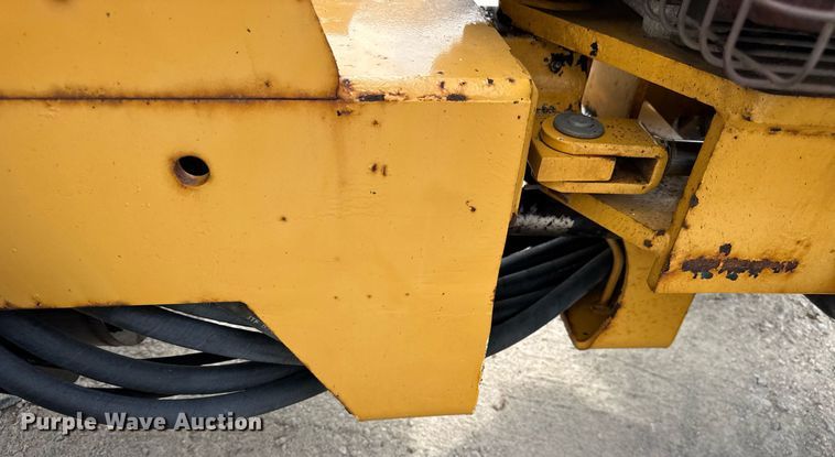 image for item DJ9684 2000 Vermeer LM25 cable plow