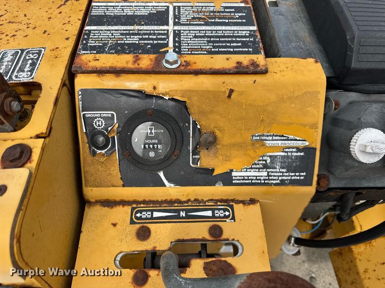 image for item DJ9684 2000 Vermeer LM25 cable plow