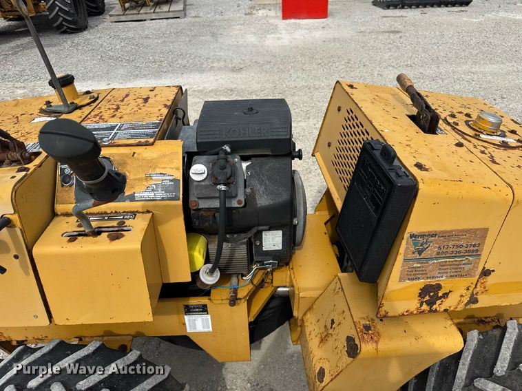 image for item DJ9684 2000 Vermeer LM25 cable plow