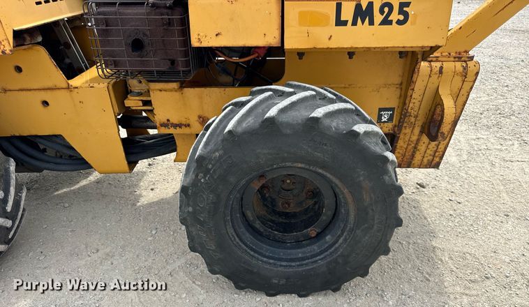 image for item DJ9684 2000 Vermeer LM25 cable plow