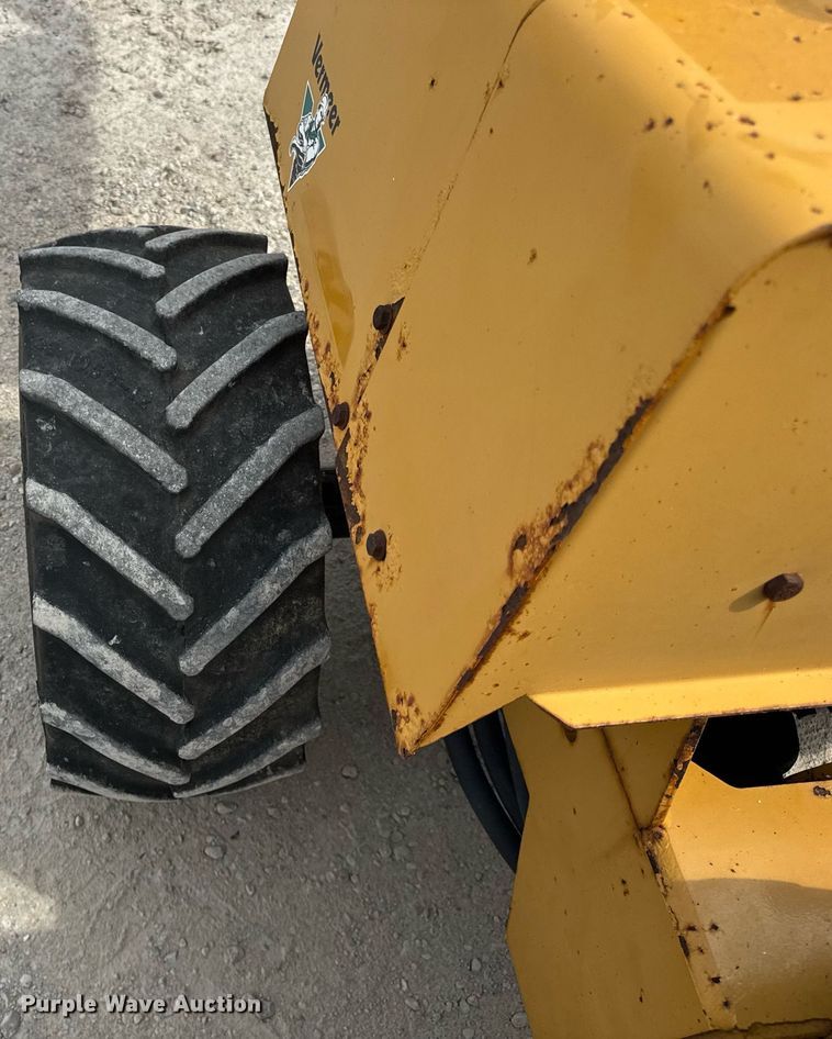 image for item DJ9684 2000 Vermeer LM25 cable plow