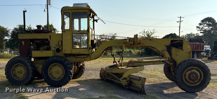 image for item DM1964 1972 Wabco 444 rigid frame motor grader