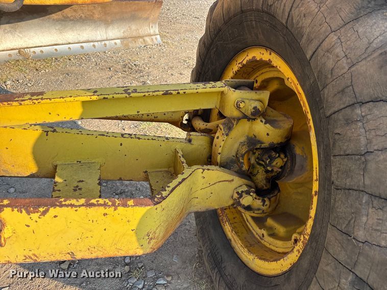 image for item DM1964 1972 Wabco 444 rigid frame motor grader