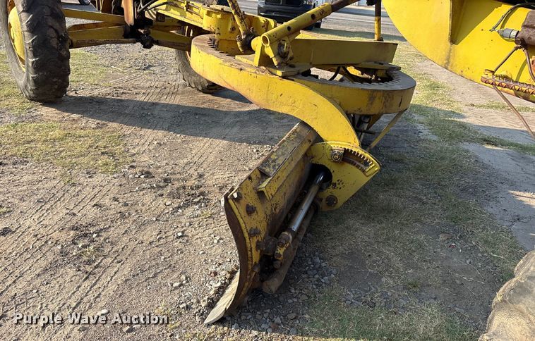 image for item DM1964 1972 Wabco 444 rigid frame motor grader