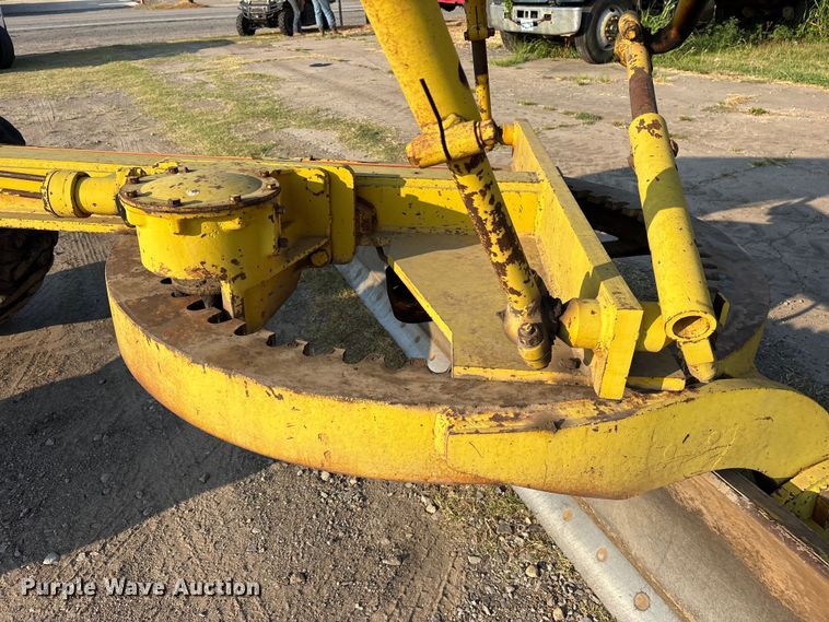 image for item DM1964 1972 Wabco 444 rigid frame motor grader