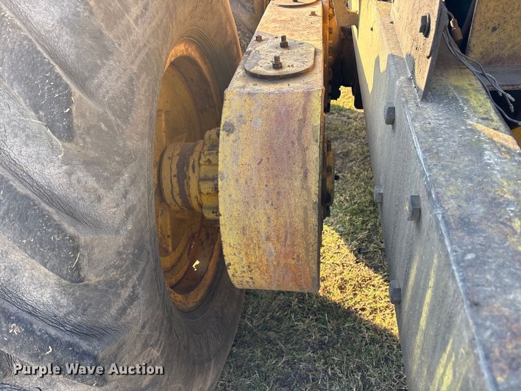 image for item DM1964 1972 Wabco 444 rigid frame motor grader