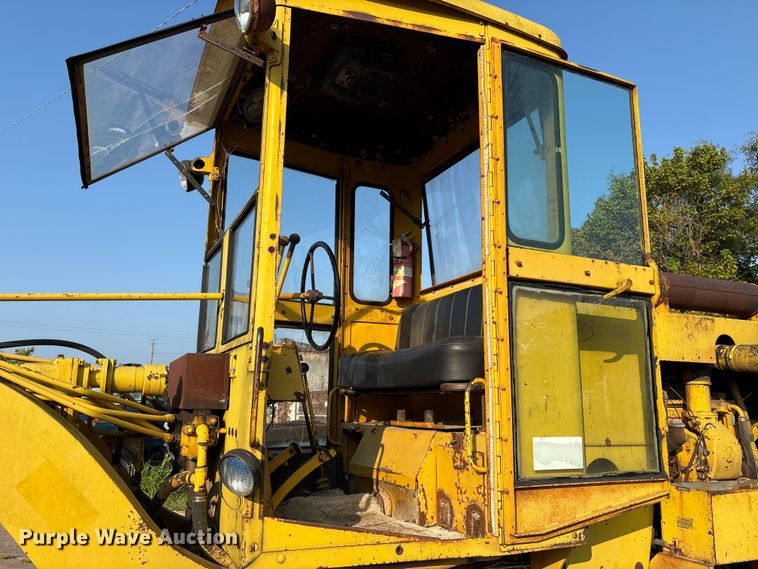 image for item DM1964 1972 Wabco 444 rigid frame motor grader