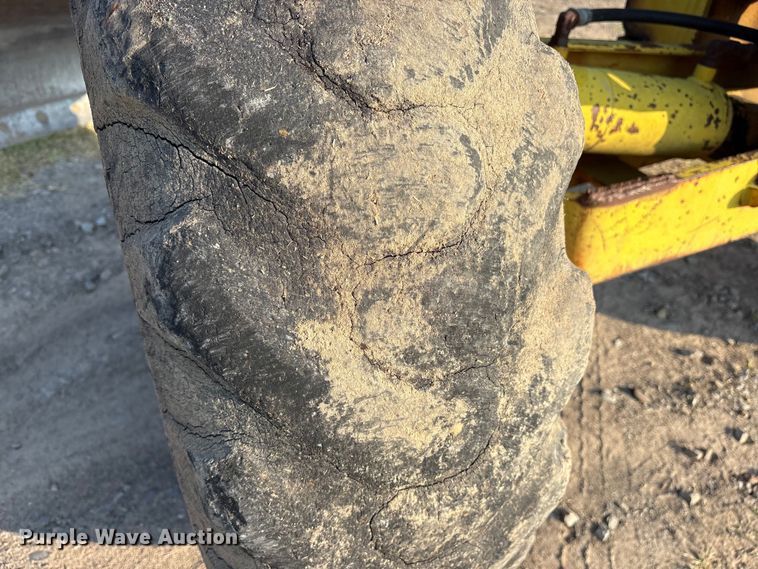 image for item DM1964 1972 Wabco 444 rigid frame motor grader