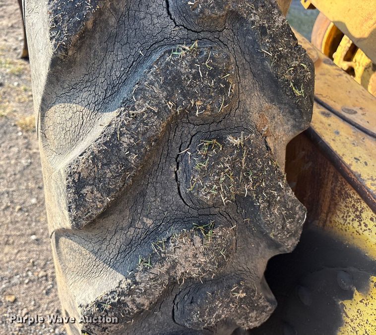 image for item DM1964 1972 Wabco 444 rigid frame motor grader