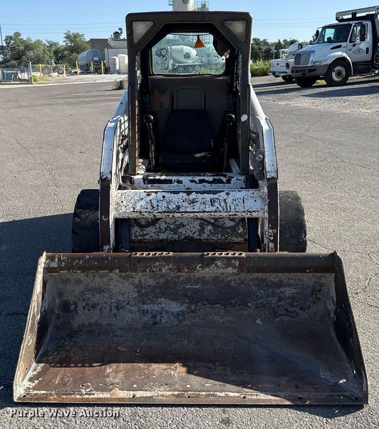 MINI CARGADOR SOBRE RUEDAS 2004 BOBCAT S150