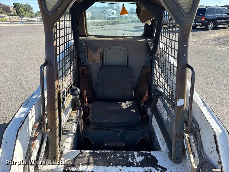 image for item DO7190 2004 Bobcat S150 skid steer loader