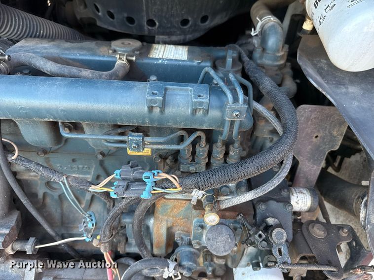 image for item DO7190 2004 Bobcat S150 skid steer loader