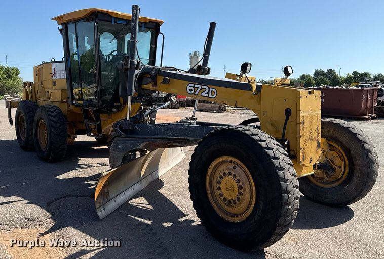 MOTOCONFORMADORA JOHN DEERE 672D 2005