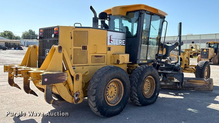 MOTOCONFORMADORA JOHN DEERE 672D 2005