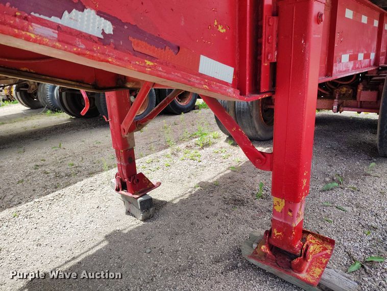 image for item DP4974 1979 Hobbs FCL-M2-22-7.5 end dump trailer