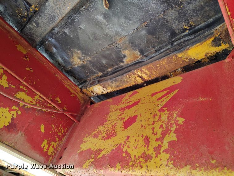 image for item DP4974 1979 Hobbs FCL-M2-22-7.5 end dump trailer