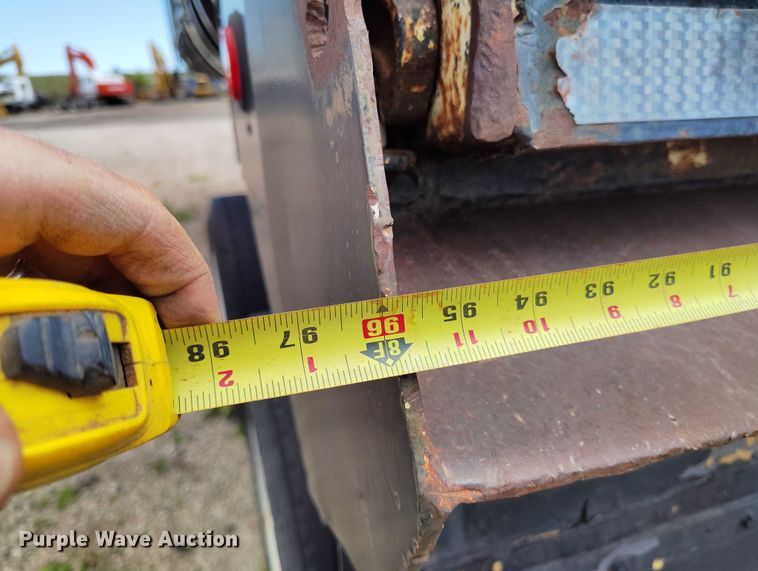 image for item DP4974 1979 Hobbs FCL-M2-22-7.5 end dump trailer