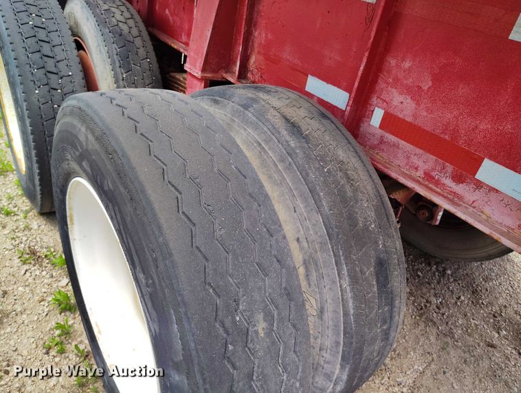 image for item DP4974 1979 Hobbs FCL-M2-22-7.5 end dump trailer