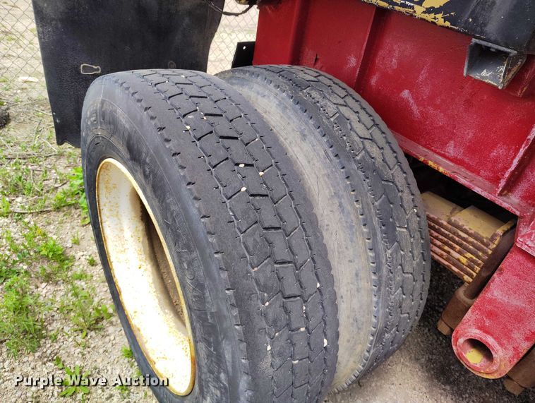 image for item DP4974 1979 Hobbs FCL-M2-22-7.5 end dump trailer