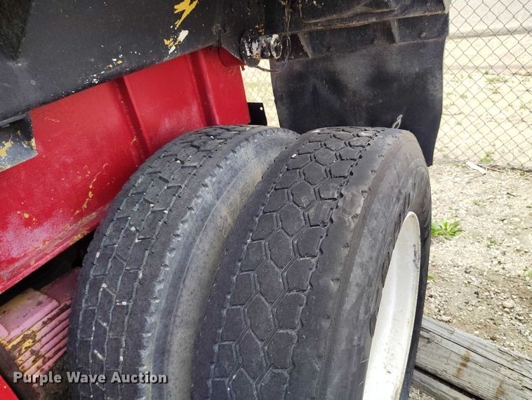 image for item DP4974 1979 Hobbs FCL-M2-22-7.5 end dump trailer