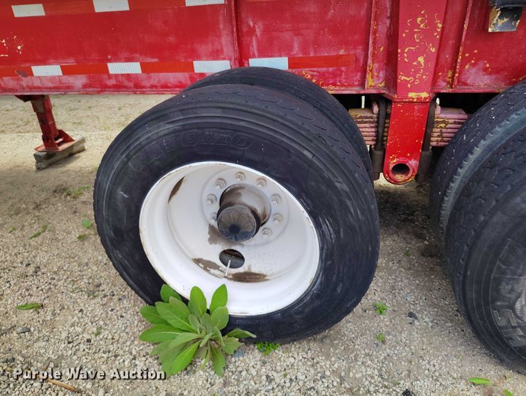 image for item DP4974 1979 Hobbs FCL-M2-22-7.5 end dump trailer