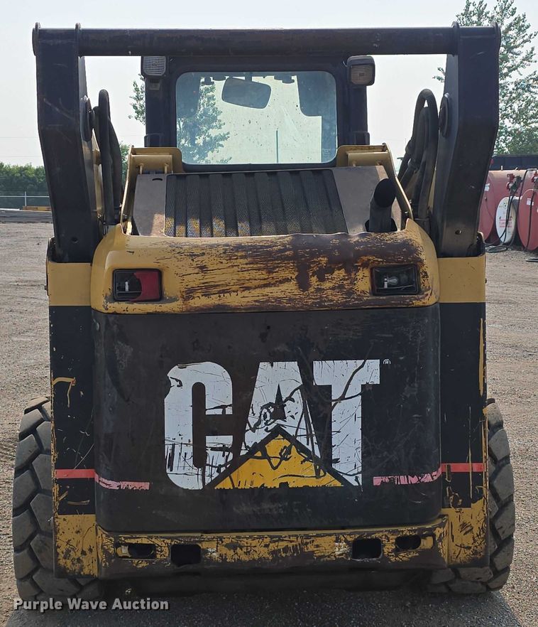 image for item DR3846 2003 Caterpillar 262 skid steer loader