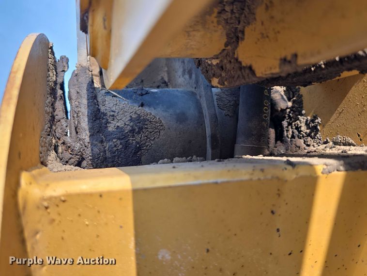 image for item DR3846 2003 Caterpillar 262 skid steer loader