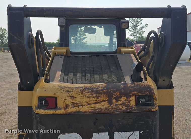 image for item DR3846 2003 Caterpillar 262 skid steer loader