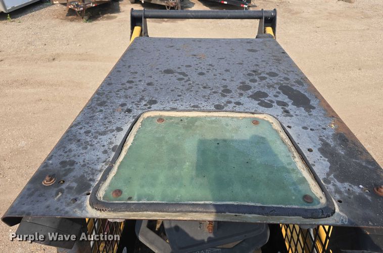 image for item DR3846 2003 Caterpillar 262 skid steer loader