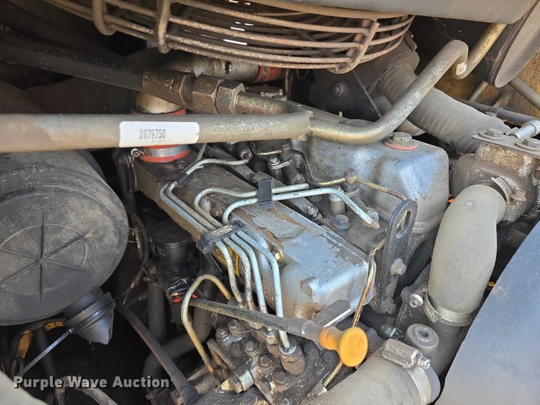 image for item DR3846 2003 Caterpillar 262 skid steer loader