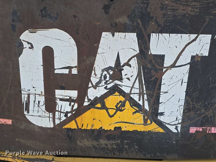 image for item DR3846 2003 Caterpillar 262 skid steer loader