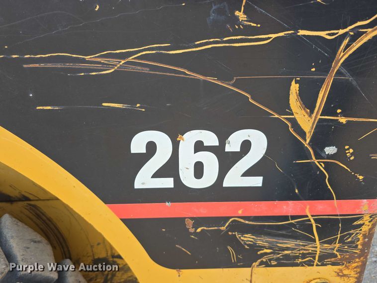 image for item DR3846 2003 Caterpillar 262 skid steer loader